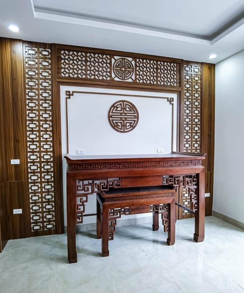 tấm ốp phòng thờ